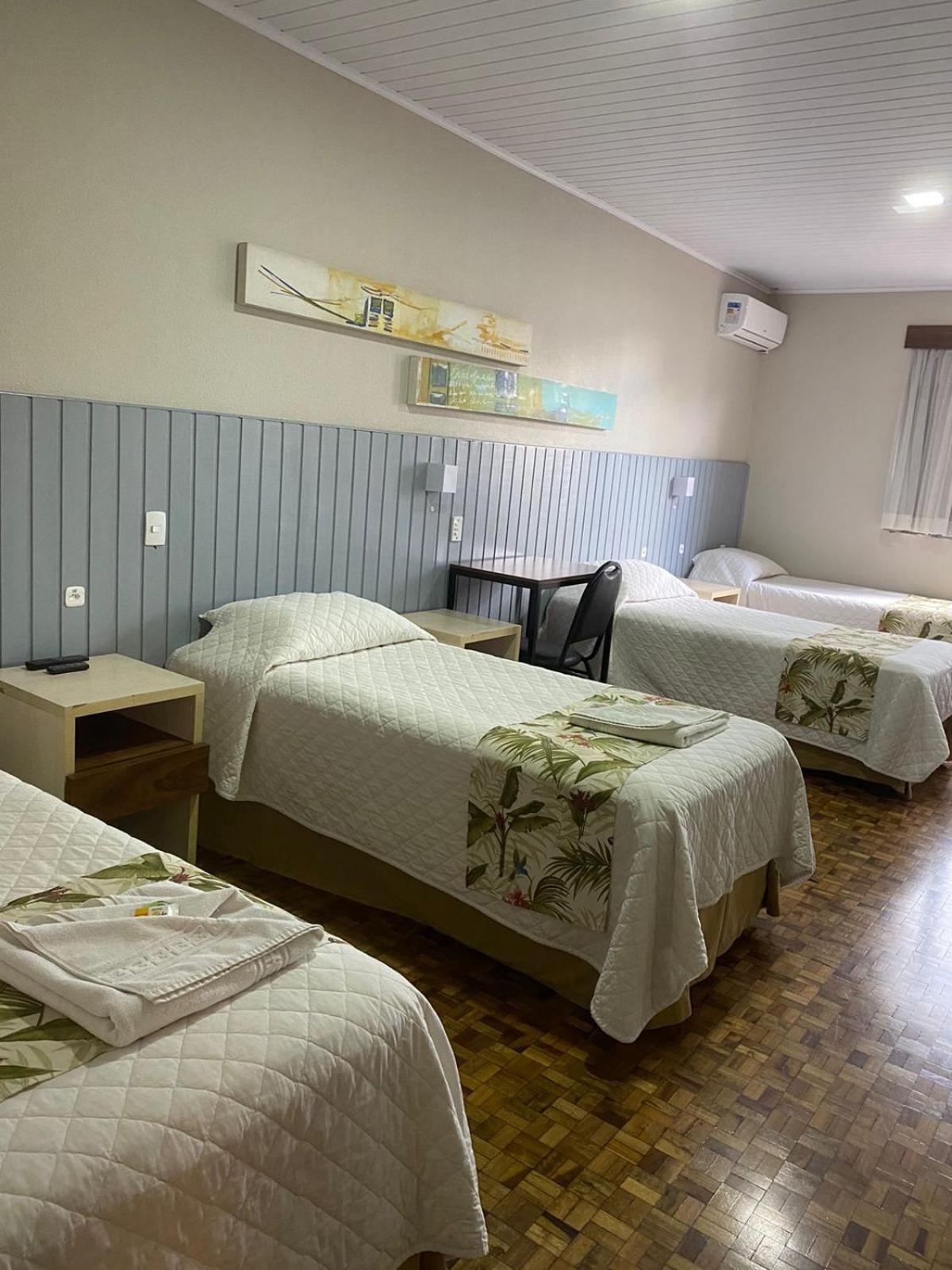 Hotel Pax Ponta Grossa  Buitenkant foto