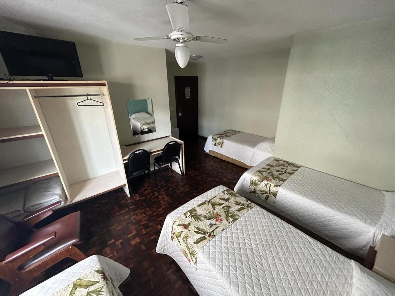 Hotel Pax Ponta Grossa  Buitenkant foto
