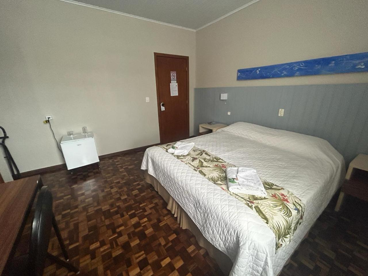 Hotel Pax Ponta Grossa  Buitenkant foto